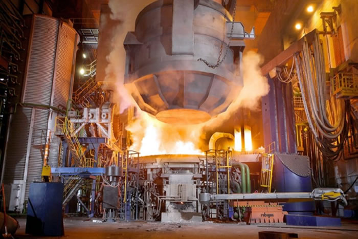 Grúas para la industria de procesamiento de metales