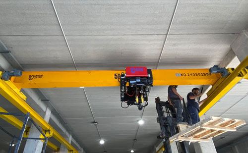 5 Ton 6.3M H-3.85M Single Girder Overhead Crane with European Electric Wire Rope Hoist for Sale to Lebanon